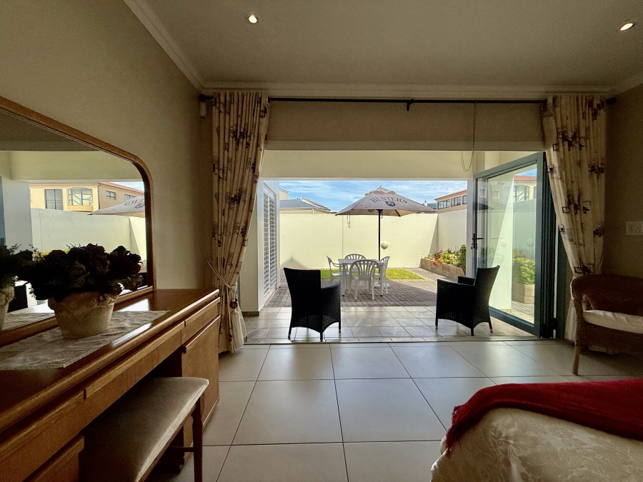 4 Bedroom Property for Sale in Blue Lagoon Western Cape